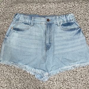 Women’s high waisted jean shorts